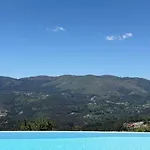 Perral Nature - Casa Da Oliveira - Geres Villa *